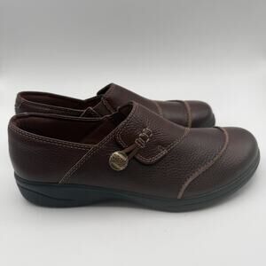 Clarks Cora Poppy Brown Leather Women's Shoes Sz 7 M Button Loop Loafers
